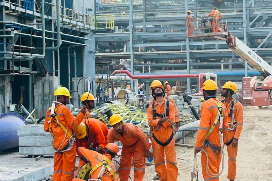 active heavy piping proejct